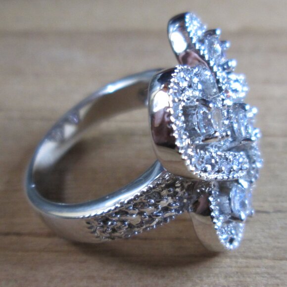 Cubic Zirconia Pavé Knot Cocktail Ring NWOT - Picture 6 of 10